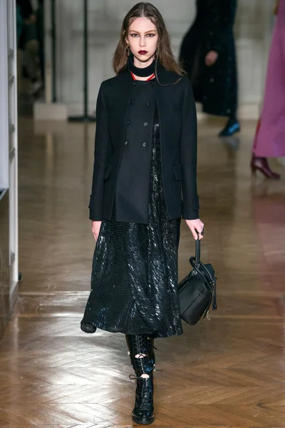 Look 26